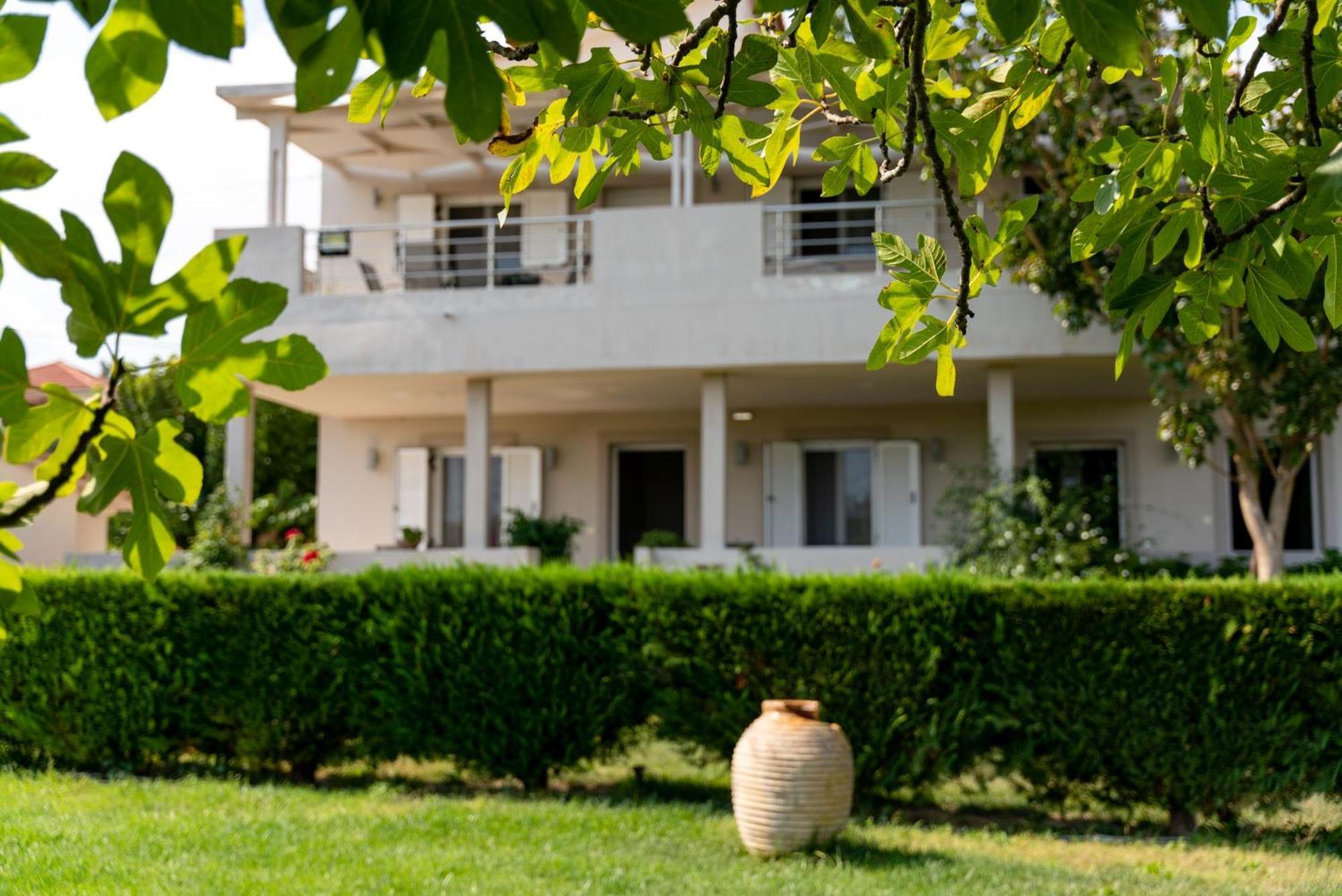 Tesys Studios And Apartments لاغاناس المظهر الخارجي الصورة