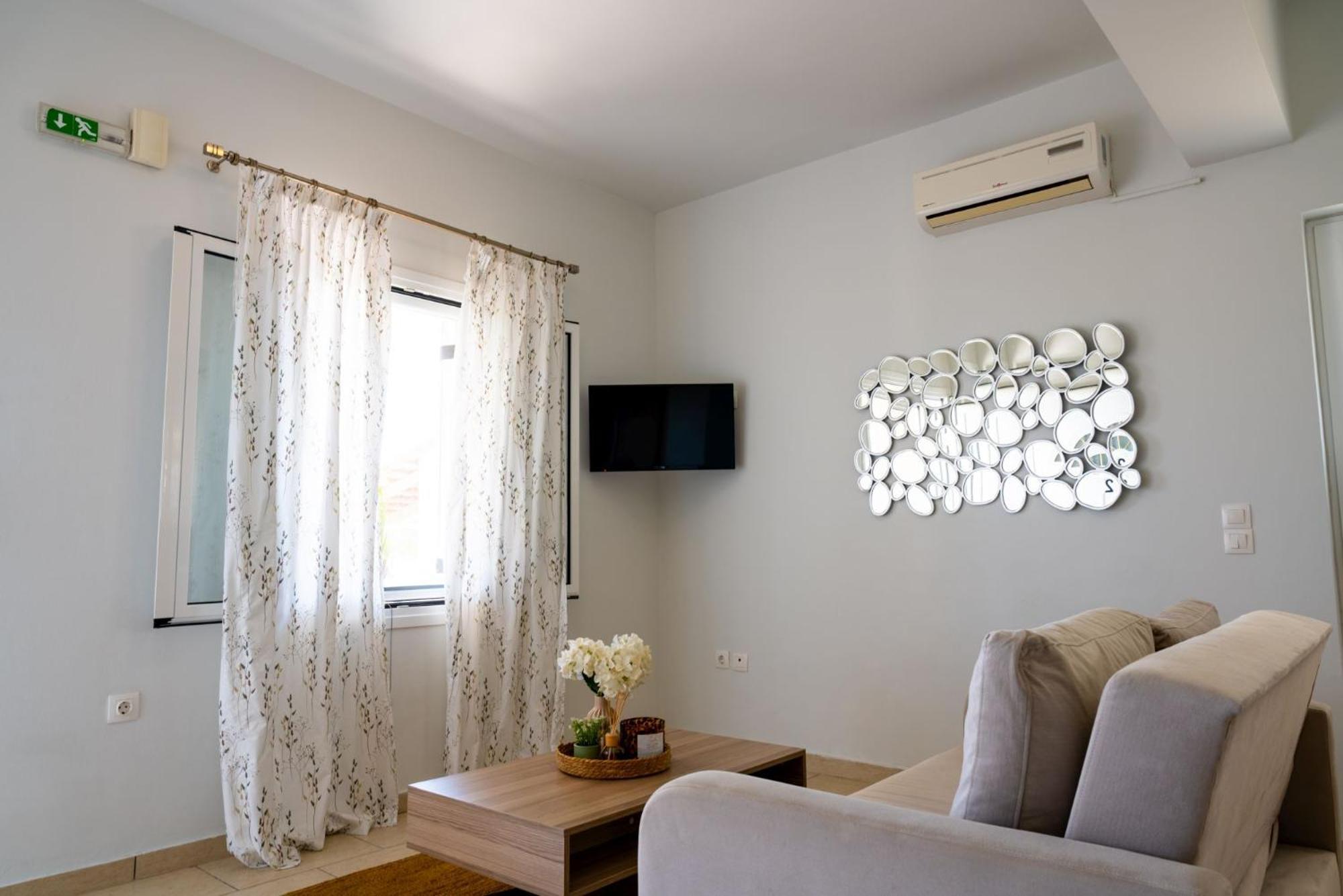 Tesys Studios And Apartments لاغاناس الغرفة الصورة