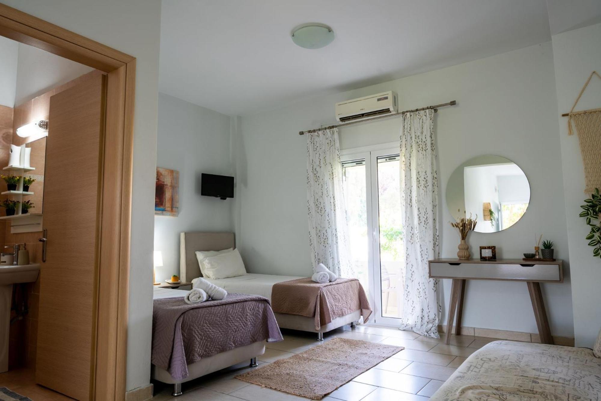 Tesys Studios And Apartments لاغاناس الغرفة الصورة