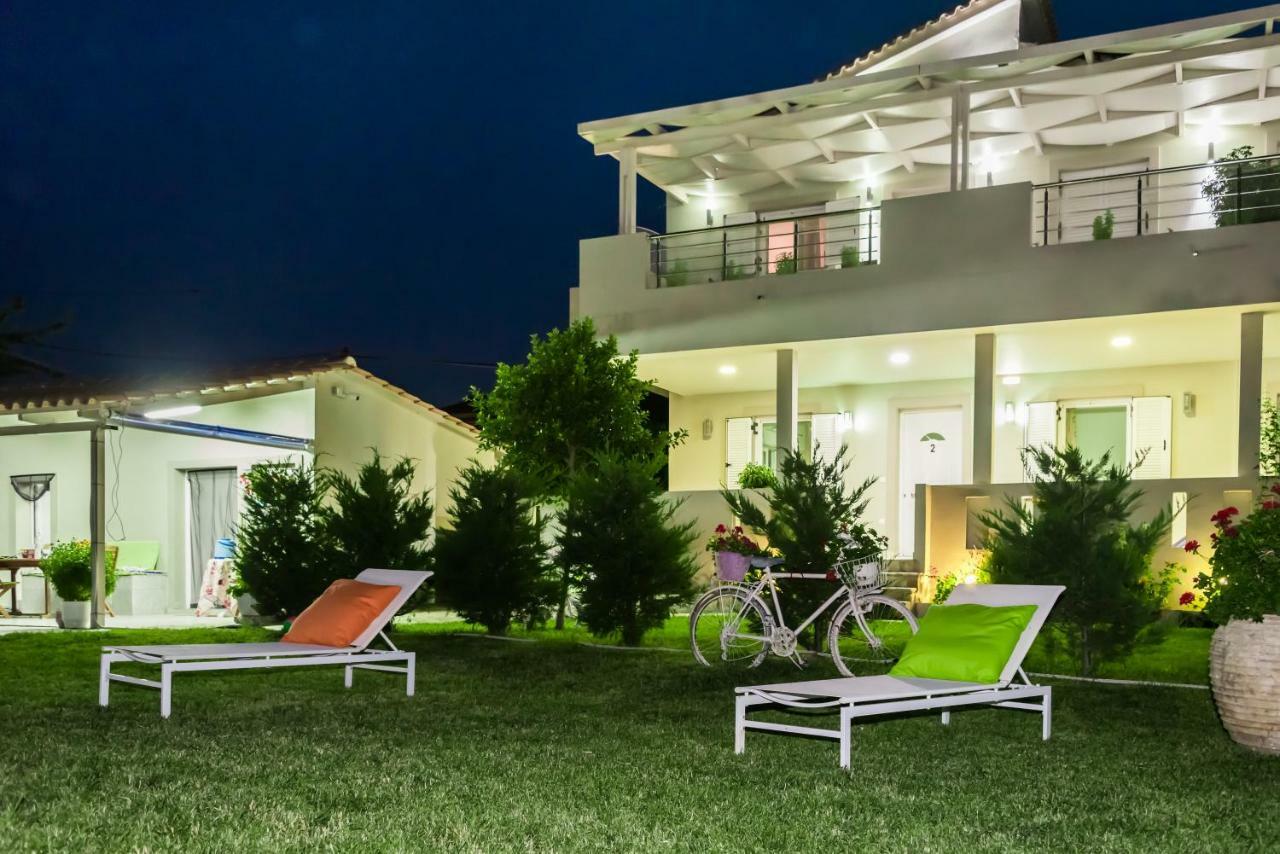 Tesys Studios And Apartments لاغاناس المظهر الخارجي الصورة